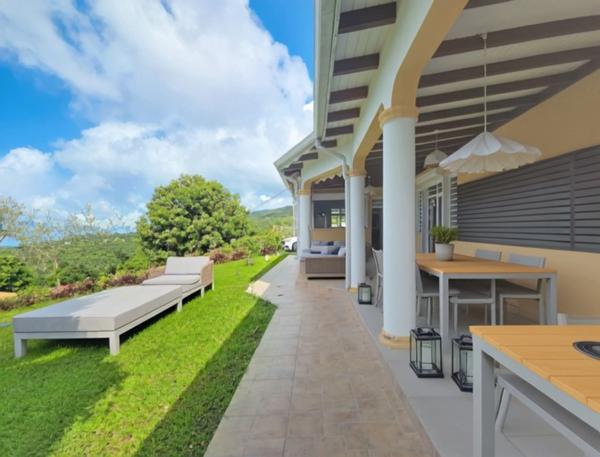 Villa spacieuse avec vue mer 3 chambres, potentiel d’agrandissement – Vieux-Habitants (971)