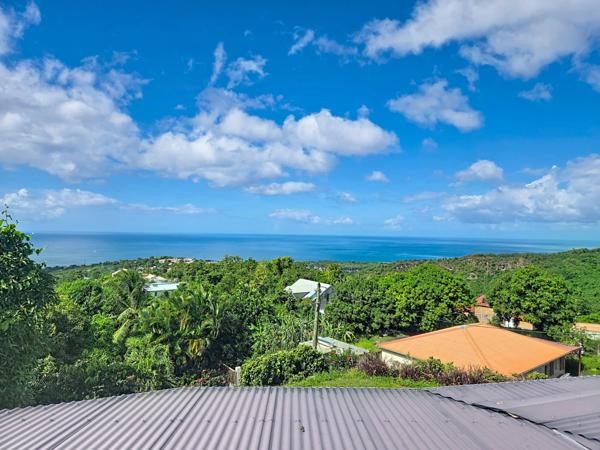 Villa spacieuse avec vue mer 3 chambres, potentiel d’agrandissement – Vieux-Habitants (971)