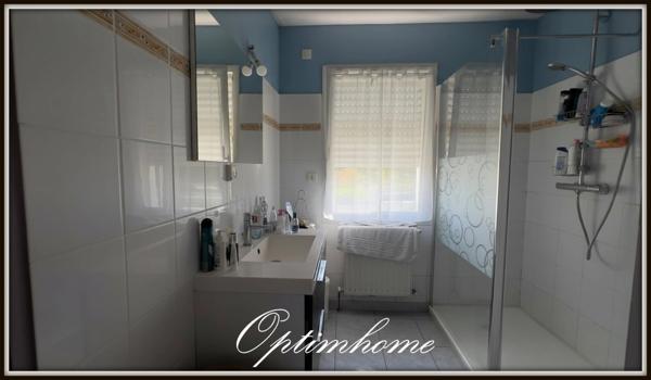 Maison à vendre 5 pièces  (44)