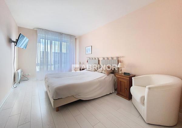 Magnifique appartement T4 situé dans une résidence de grand standing MARCQ EN BAROEUL