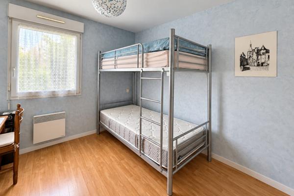 A VENDRE – Vannes Ouest Appartement 3 chambres Terrasse 2 garages
