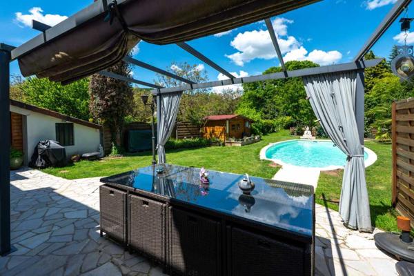 Maison ancienne - Souillac SOUILLAC, Maison 4 chambres, Gite, piscine et jardin.