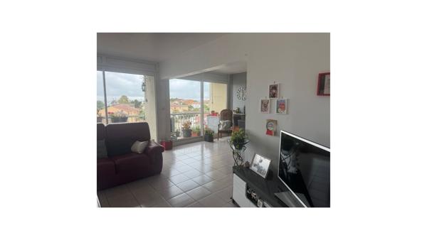 Appartement à vendre 4 pièces 97 m² Berre-l'Étang