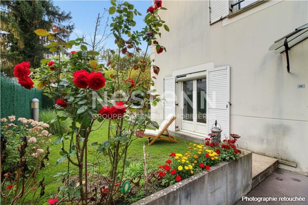 Maison Massy en copropriété 100 m² avec cave et deux parkings couverts