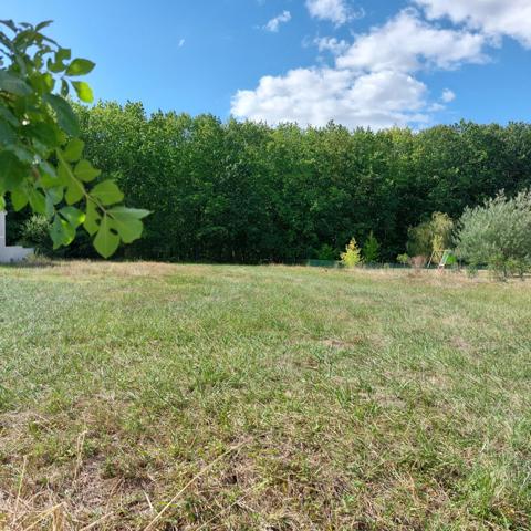 Terrain à vendre de 1 032,00 m² MONTAUBAN (82) secteur Saint Martial