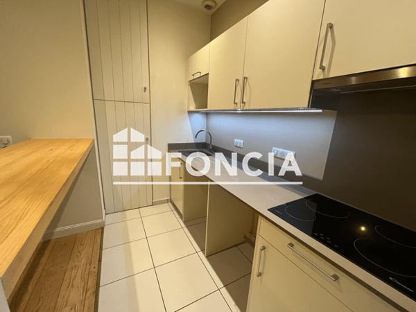 Location Appartement 2 pièces 43.8 m² - 6 RUE HENRI FAISANS Pau 64000
