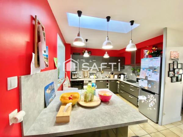 Maison 6 pièces, 4 chambres, véranda, piscine