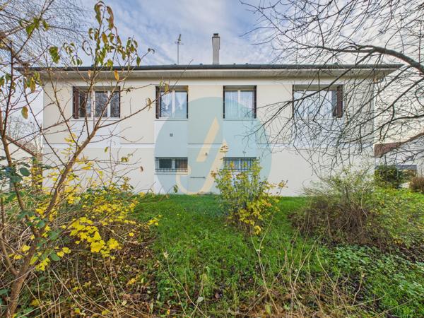 Fourchambault (58600) Pavillon sur sous-sol 186m2 avec 5 chambres et terrain clos