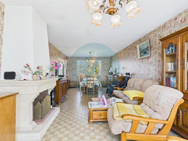 Fourchambault (58600) Pavillon sur sous-sol 186m2 avec 5 chambres et terrain clos