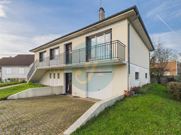 Fourchambault (58600) Pavillon sur sous-sol 186m2 avec 5 chambres et terrain clos