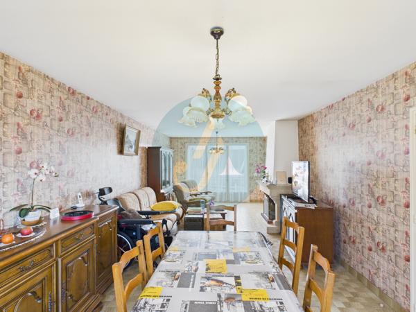 Fourchambault (58600) Pavillon sur sous-sol 186m2 avec 5 chambres et terrain clos