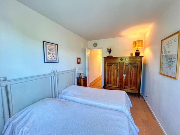 17200 ROYAN ROYAN - Superbe Appartement avec Aperçu Mer - Résidence de Standing au Coeur de Ville