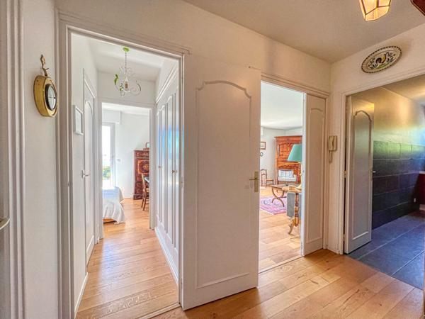 17200 ROYAN ROYAN - Superbe Appartement avec Aperçu Mer - Résidence de Standing au Coeur de Ville