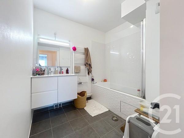 Appartement F3 à vendre  3 pièces - 55 m2 MELUN - 77