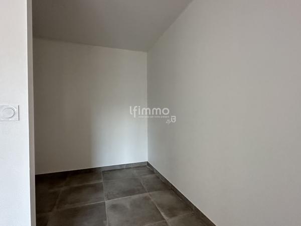 Un bel équilibre entre confort et intimité maison T4 plain pied