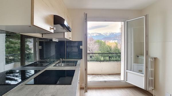 A VENDRE-Très beau T3 Climatisé. Marcelin Berthelot avec de belles terrasses, belles vues