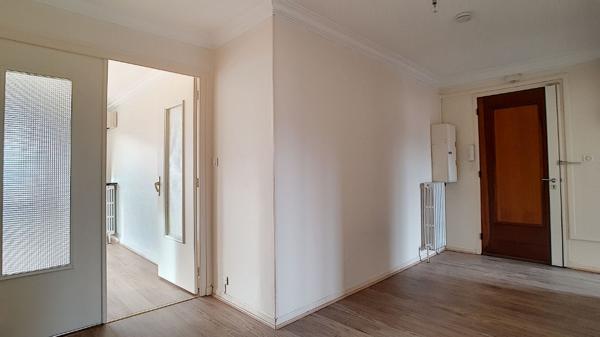 A VENDRE-Très beau T3 Climatisé. Marcelin Berthelot avec de belles terrasses, belles vues