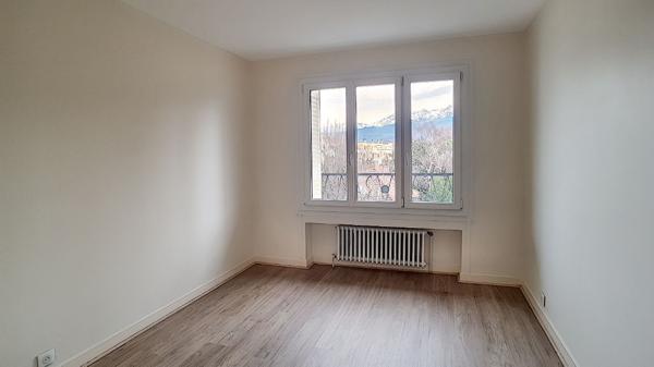 A VENDRE-Très beau T3 Climatisé. Marcelin Berthelot avec de belles terrasses, belles vues