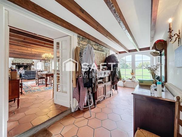 Maison 9 pièces 202m²