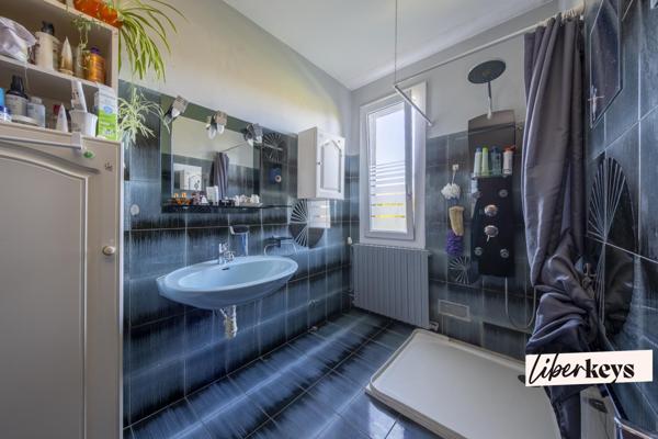 Maison T7 190m2 2 logements, jardin.