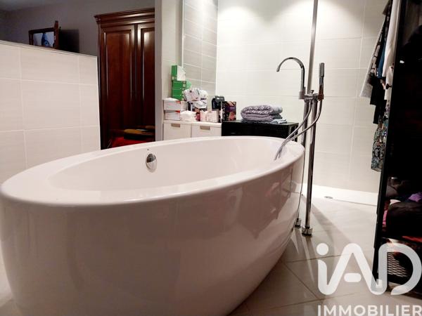 Maison à vendre 4 pièces 146 m² Saint-Yrieix-sous-Aixe