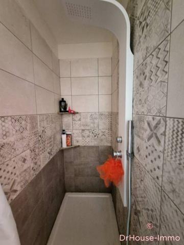 Maison à vendre 5 pièces de 270 m²