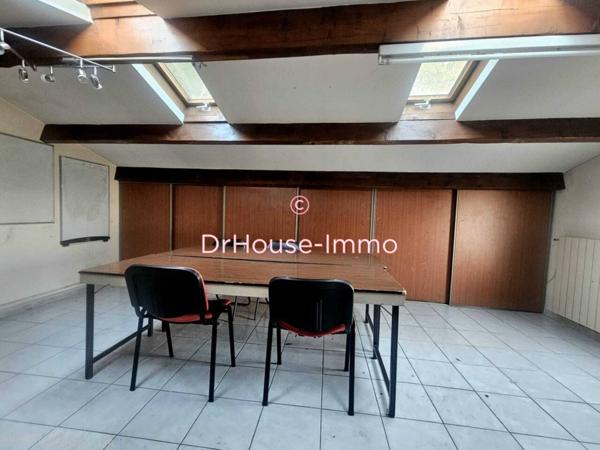 Immeuble à vendre de 105 m²