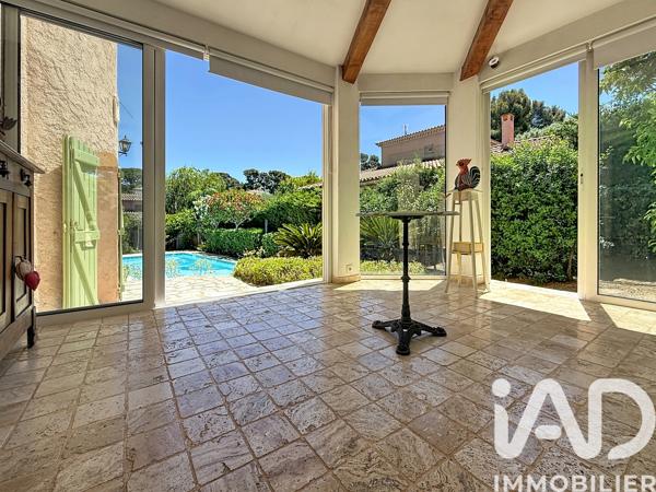 Maison à vendre 7 pièces 170 m² Sanary-sur-Mer
