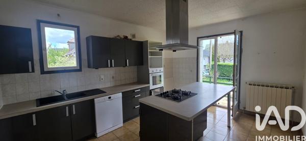 Maison à vendre 7 pièces 148 m² Mauriac