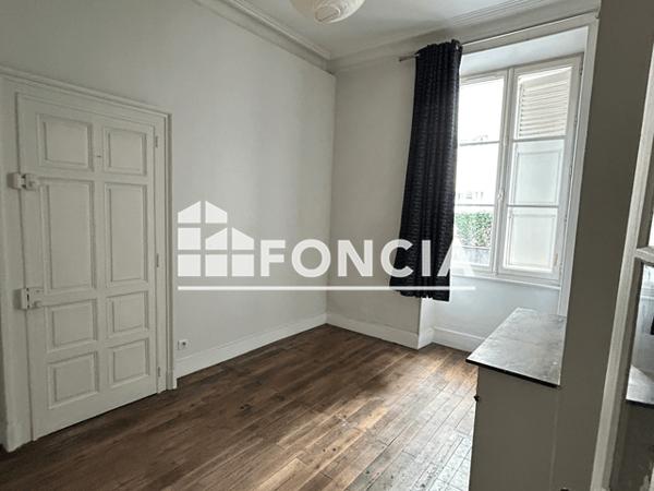 Location Appartement 4 pièces 74.93 m² - 8 RUE VOCHAVE Limoges 87000