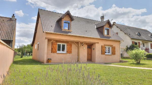 Dreux (28100) Exclusivité - Charmante maison en parfait état - 5' de DREUX