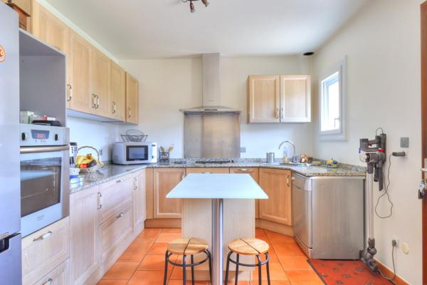 Dreux (28100) Exclusivité - Charmante maison en parfait état - 5' de DREUX