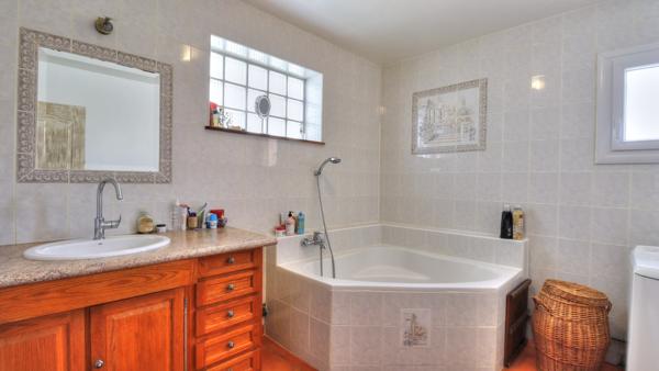 Dreux (28100) Exclusivité - Charmante maison en parfait état - 5' de DREUX