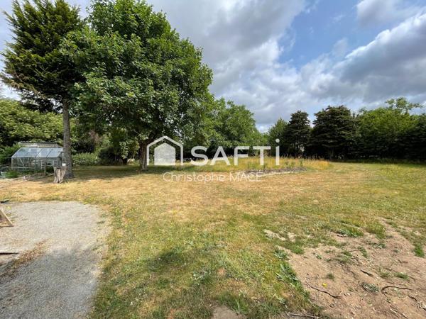 Vente de Terrain viabilisé 1000m2 à Laval