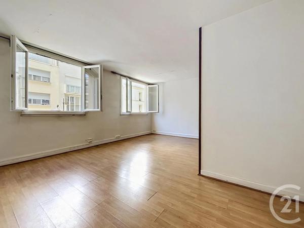 Appartement à vendre  4 pièces - 76,13 m 2   PARIS  - 75020
