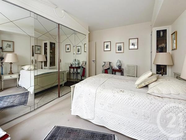 Appartement à vendre  4 pièces - 76,13 m 2   PARIS  - 75020