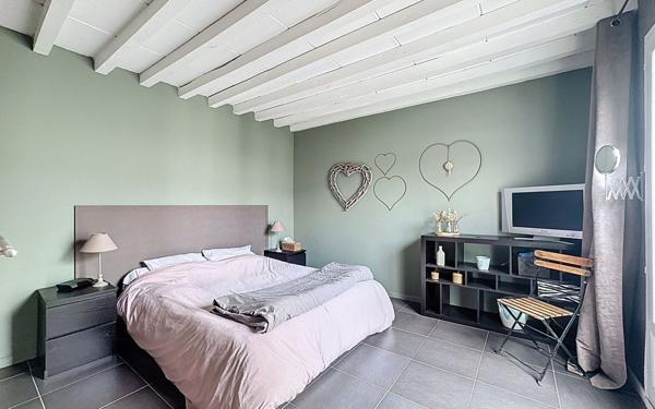 Maison à vendre    5 pièces • 134,98 m2 Ozoir-la-Ferrière