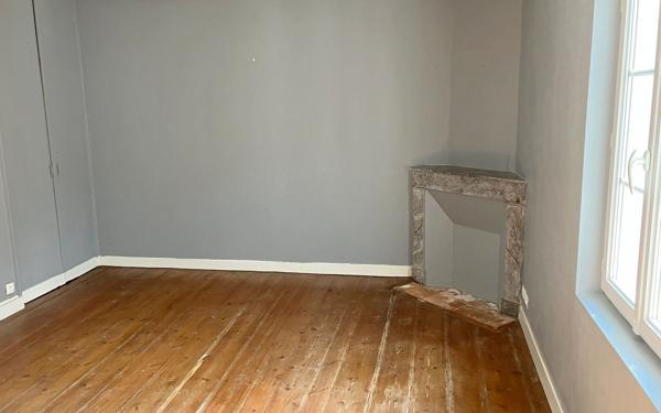 Maison à vendre    6 pièces •  Angoulême