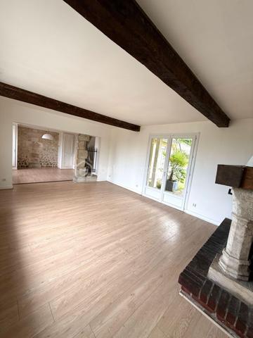 Maison en pierre de 145 m²