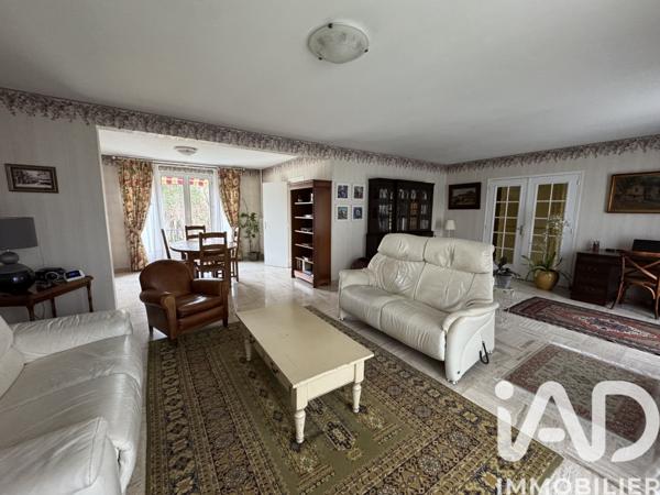 Maison à vendre 6 pièces 160 m² Sainte-Geneviève-des-Bois