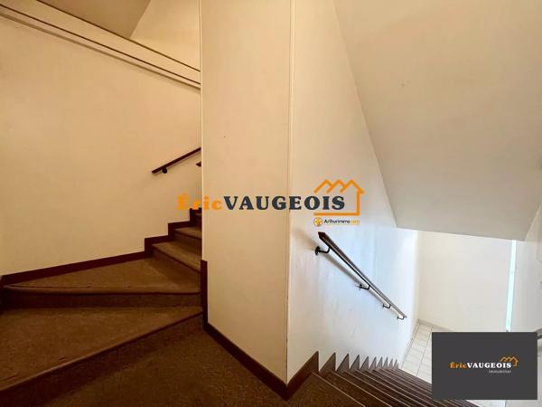 Location                                                      Appartement
                        
                     4 pièces                      91 m2                     à Coulommiers