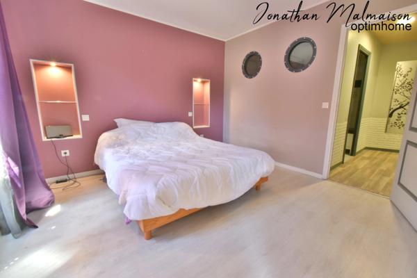 Conches-en-Ouche – Ensemble immobilier avec multiples possibilités