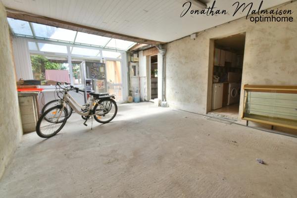 Conches-en-Ouche – Ensemble immobilier avec multiples possibilités