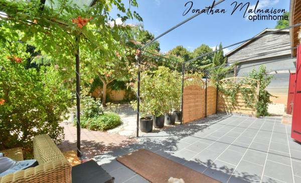 Conches-en-Ouche – Ensemble immobilier avec multiples possibilités