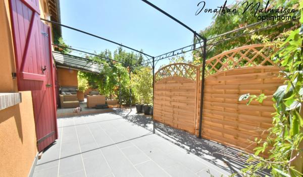 Conches-en-Ouche – Ensemble immobilier avec multiples possibilités