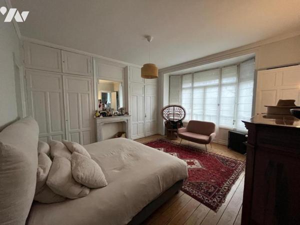 Maison de caractère 5 chambres avec jardin et garage