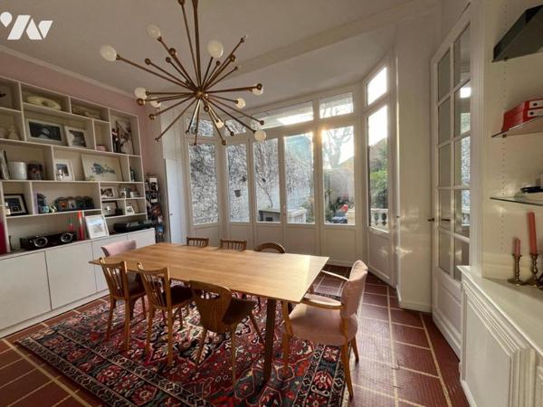 Maison de caractère 5 chambres avec jardin et garage