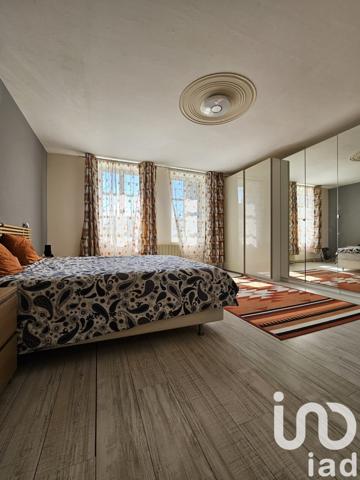 Ferme 5 pièces de 254 m² à Haucourt-Moulaine (54860)