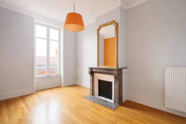 Nancy (54000) Magnifique appartement T6 198 m² – 4 chambres – 2 parkings – Nancy centre
