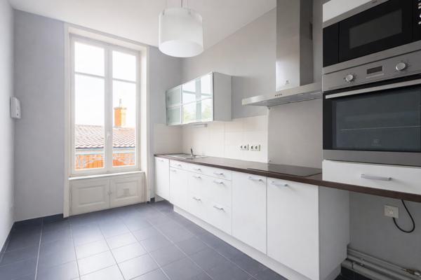 Nancy (54000) Magnifique appartement T6 198 m² – 4 chambres – 2 parkings – Nancy centre